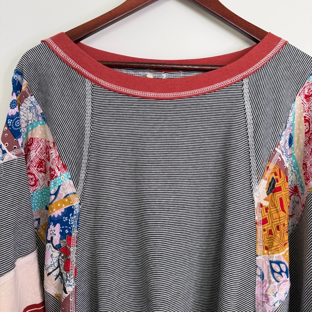 NWT Easel Oversized Boho Britt Patchwork Top Size… - image 3